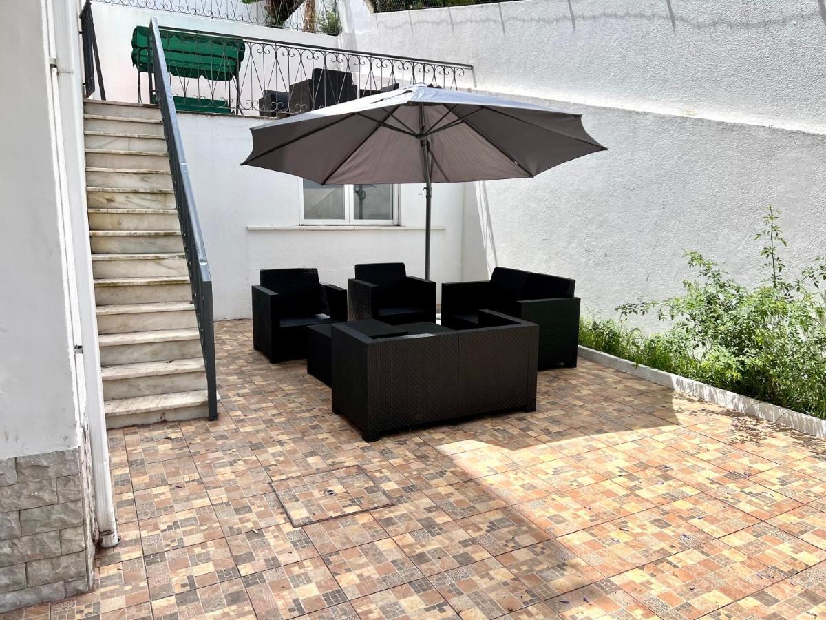 Oieras Beach Suite 2 - Large Double Room With En-Suite Bathroom And Balcony Oeiras Eksteriør billede